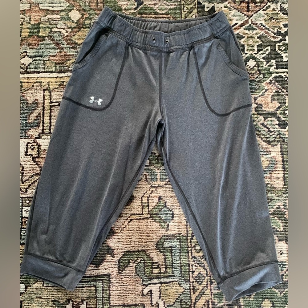 Under Armour Women’s Cropped Pants Medium